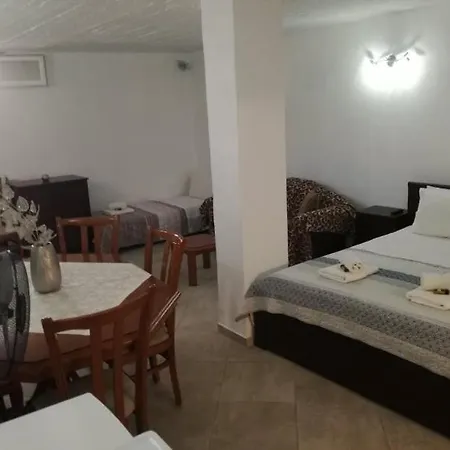 Maria's Cozy Basement !